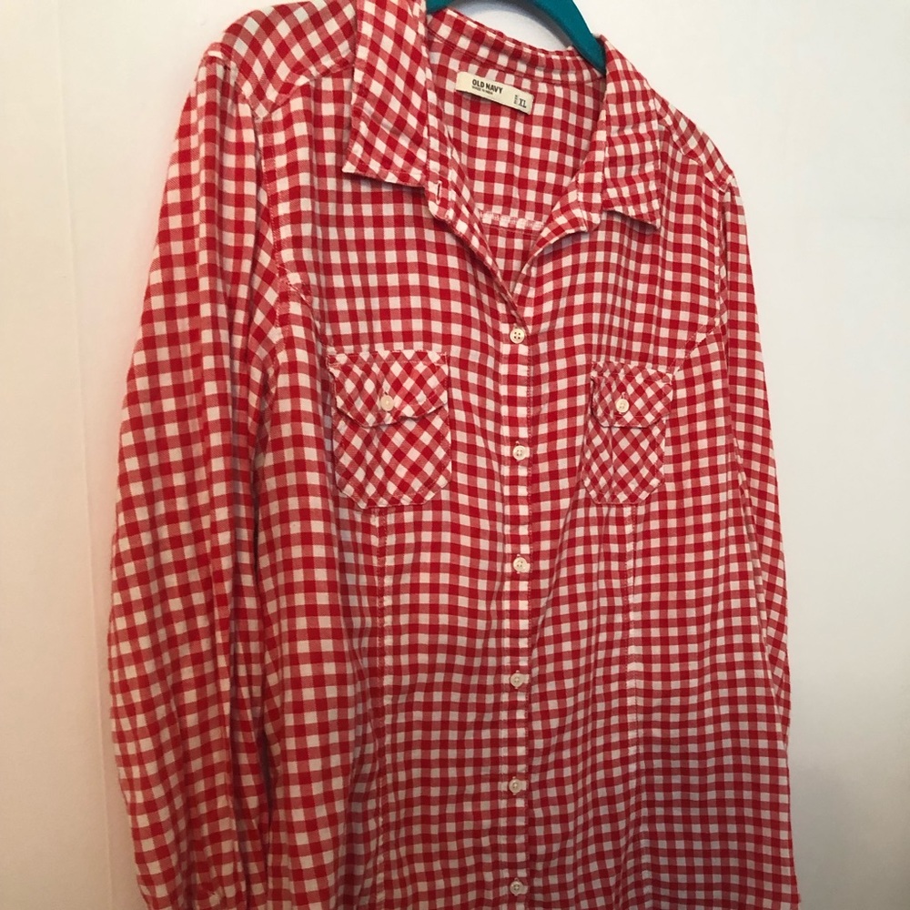 Old Navy red gingham button up XL 16. Lightweight